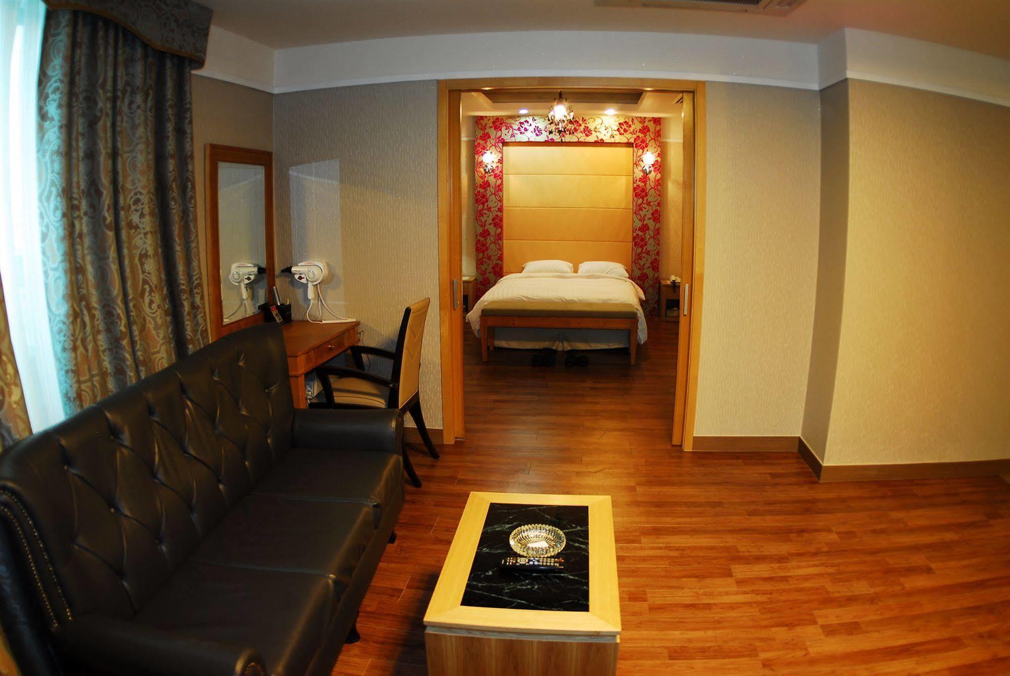 Tae Pyeong Yang Hotel Ansan Luaran gambar